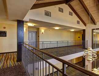 Sảnh chờ 2 Hampton Inn Morgan Hill