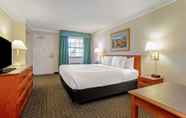 Bedroom 6 La Quinta Inn by Wyndham Tampa Bay Pinellas Park Clearwater
