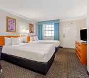Bedroom 5 La Quinta Inn by Wyndham Tampa Bay Pinellas Park Clearwater