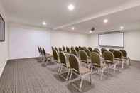 Dewan Majlis ibis Styles Canberra Tall Trees