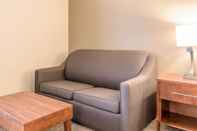 Common Space Comfort Inn & Suites Piqua-Near Troy-I75