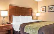 Phòng ngủ 5 Comfort Inn & Suites Piqua-Near Troy-I75