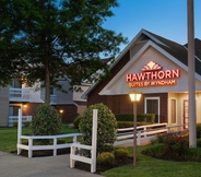 Exterior 2 Hawthorn Suites by Wyndham Tinton Falls