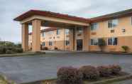 Exterior 7 Bridgeway Inn & Suites Sublimity