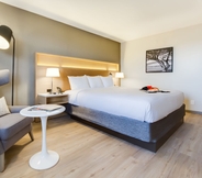 Bedroom 6 Radisson Hotel Sunnyvale – Silicon Valley