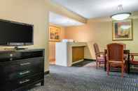 Common Space Quality Inn & Suites Mall of America - MSP Airport