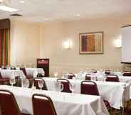 ห้องประชุม 6 Ramada by Wyndham Newark/Wilmington