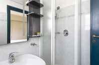 Toilet Kamar B&B Hotel Como City Center