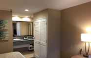 In-room Bathroom 4 Best Western Plus Inn Scotts Valley