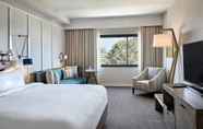 Kamar Tidur 4 Westdrift Manhattan Beach, Autograph Collection by Marriott