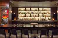 Bar, Cafe and Lounge The Yorkville Royal Sonesta Hotel Toronto