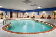 Swimming Pool Wyndham Springfield City Centre