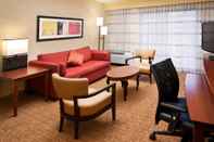 Ruang Umum Courtyard by Marriott Rancho Cordova Sacramento