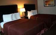 Bedroom 5 Americas Best Value Inn Romulus Detroit Airport