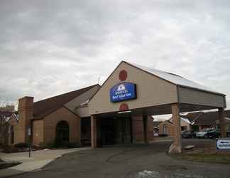 Bangunan 2 Americas Best Value Inn Romulus Detroit Airport