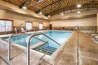 Swimming Pool Best Western Plus Intercourse Village Inn & Suites