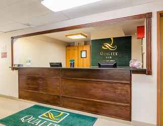 Lobi 2 Quality Inn Sidney I-80