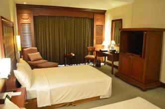 Bedroom 4 Hotel Cambodiana