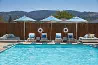 Swimming Pool Calistoga Motor Lodge & Spa, part of JdV by Hyatt