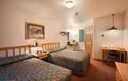 Bedroom 6 Harborview Inn