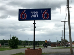 Exterior 4 Motel 6 Metropolis, IL