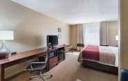 Bedroom 4 Comfort Inn Barboursville near Huntington Mall area