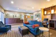 Lobi Comfort Inn Barboursville near Huntington Mall area