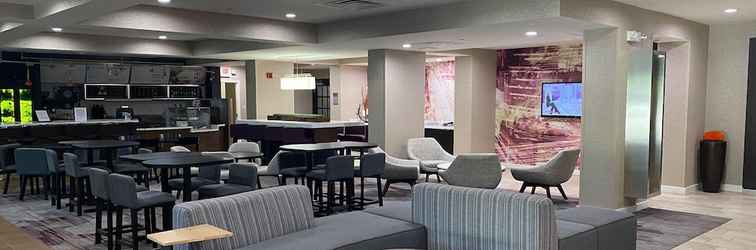 Lobby Courtyard by Marriott Newport News Yorktown