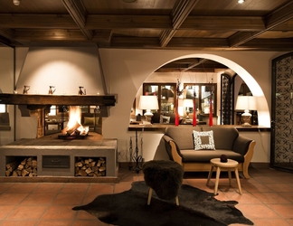 Lobby 2 Chalet Silvretta Hotel & Spa