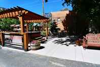 Common Space Ouray Chalet Inn