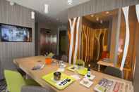 Lobby ibis Styles Annemasse Genève