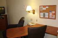 Sảnh chờ Candlewood Suites - Syracuse Airport, an IHG Hotel