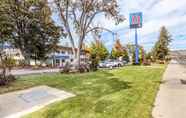 Exterior 3 Motel 6 Yreka, CA