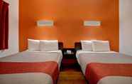 Bedroom 4 Motel 6 Gilroy, CA