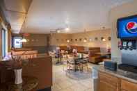Bar, Cafe and Lounge Americas Best Value Inn Lincoln Airport