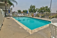 Swimming Pool Motel 6 Sacramento, CA - South Sacramento & Elk Grove