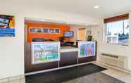 Lobi 4 Motel 6 Denver, CO – Downtown