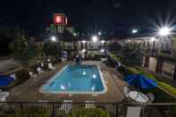 Kolam Renang Red Roof Inn Spartanburg - I-85