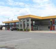 Luar Bangunan 7  Econo Lodge Paducah West I-24