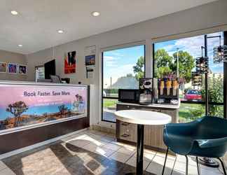 Lobby 2 Motel 6 Rancho Cordova, CA - Rancho Cordova East