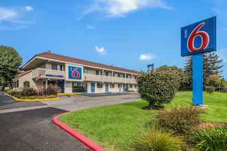 Exterior 4 Motel 6 Petaluma, CA