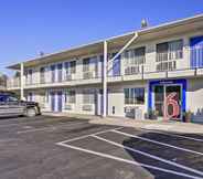 Exterior 2 Motel 6 Green Bay, WI