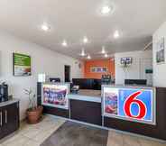 ล็อบบี้ 4 Motel 6 Mcallen, TX