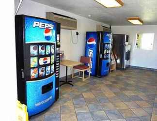 Lobby 2 Motel 6 Wells, NV