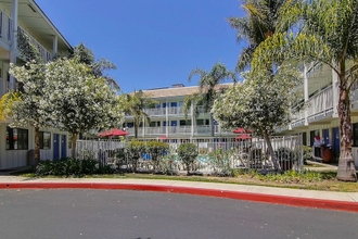 Exterior 4 Motel 6 Carpinteria, CA - Santa Barbara - North