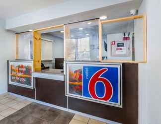 Lobi 2 Motel 6 Sandston, VA - Richmond, Va