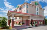 Bangunan 7 Holiday Inn Express Hotel & Suites Barrie, an IHG Hotel