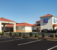 Exterior 3 Motel 6 Shepherdsville, KY – Louisville South