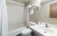 In-room Bathroom 6 Super 8 by Wyndham Devils Lake