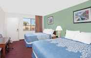 Bedroom 2 Days Inn by Wyndham Lost Hills